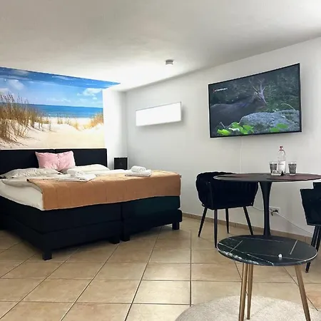 Ferien-whg Souterrain Exklusives App Stella Maris Mit Parkplatz Direkt Am Steinhuder-meer